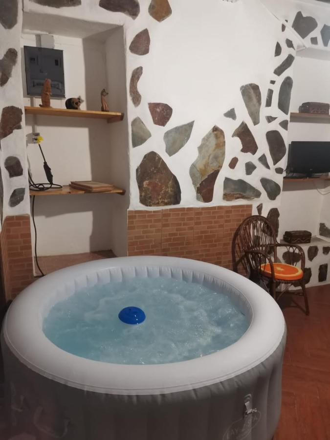 Casita Rural Con Jacuzzi Climatizado. 度假居